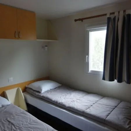 キャンプ場 Milella 2*